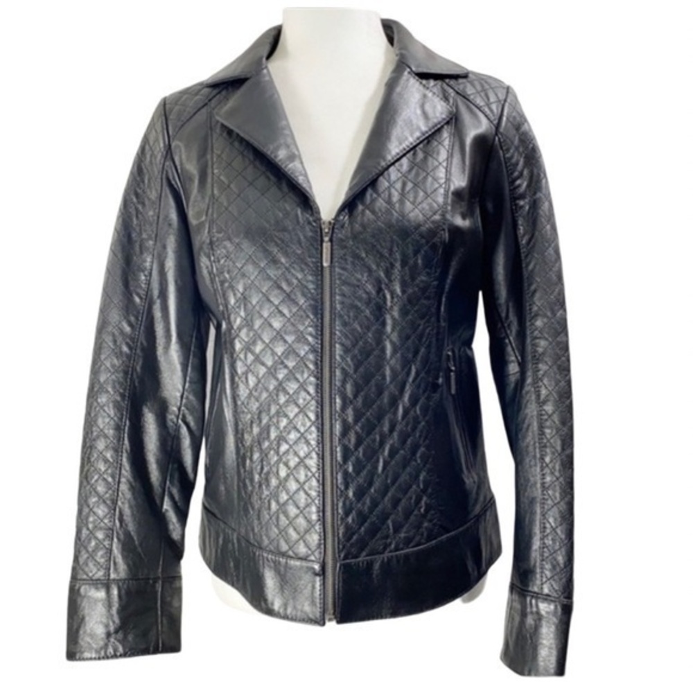 Bradley Women’s genuine Leather jacket
Size S Color black